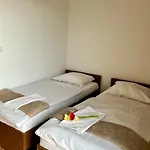 Astra - Energylandia Quarto em Acomodações Particulares *