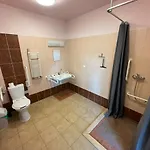 Astra - Energylandia Quarto em Acomodações Particulares